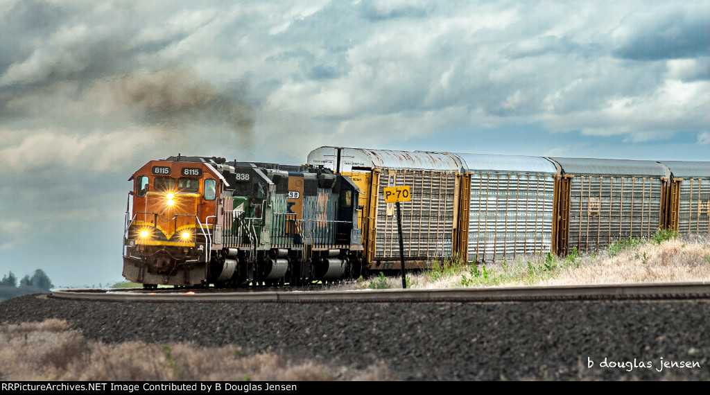 BN 8115 East at Ritzville, WA